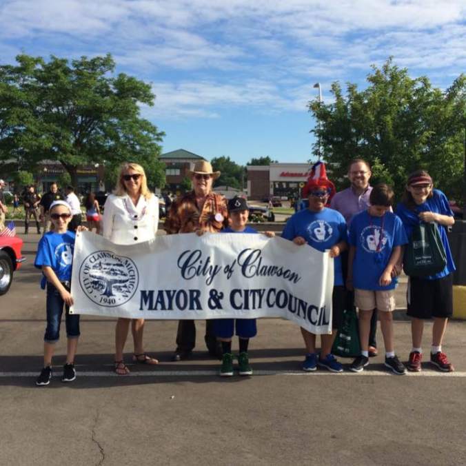 4th of july parade w:mayor 2016